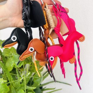 CHARM-01 KÖPEK FİGÜRLÜ ÇANTA CHARMI 1 ADET FİYATIDIR KARIŞIK RENK GÖNDERİLİR