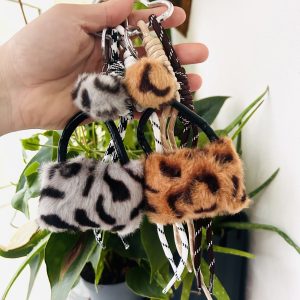 CHARM-11 LEOPAR ÇANTA CHARMI 1 ADET KARIŞIK RENK GÖNDERİLİR