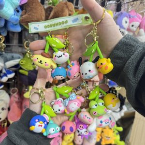 LBB-237 SANRIO KARIŞIK ANAHTARLIK PAKETİ 12’Lİ