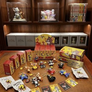 SKU-86 TOM VE JERRY SÜRPRİZ KUTU ULTRA LÜKS ANAHTARLIK PAKETİ 12’Lİ